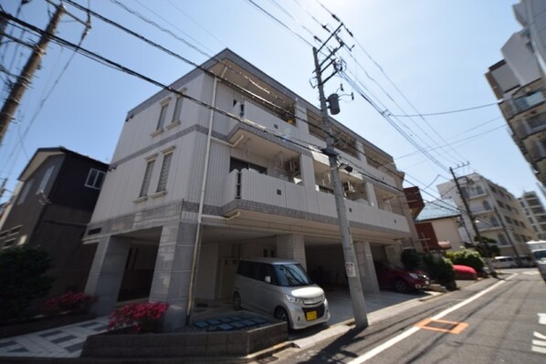 メゾンまちだの物件外観写真